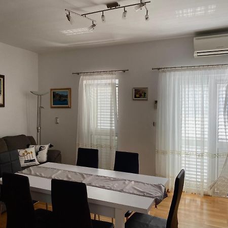 Апартаменты Apartman Nives Трогир Экстерьер фото