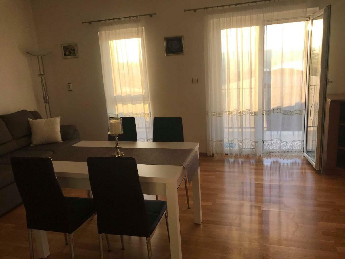 Апартаменты Apartman Nives Трогир Экстерьер фото